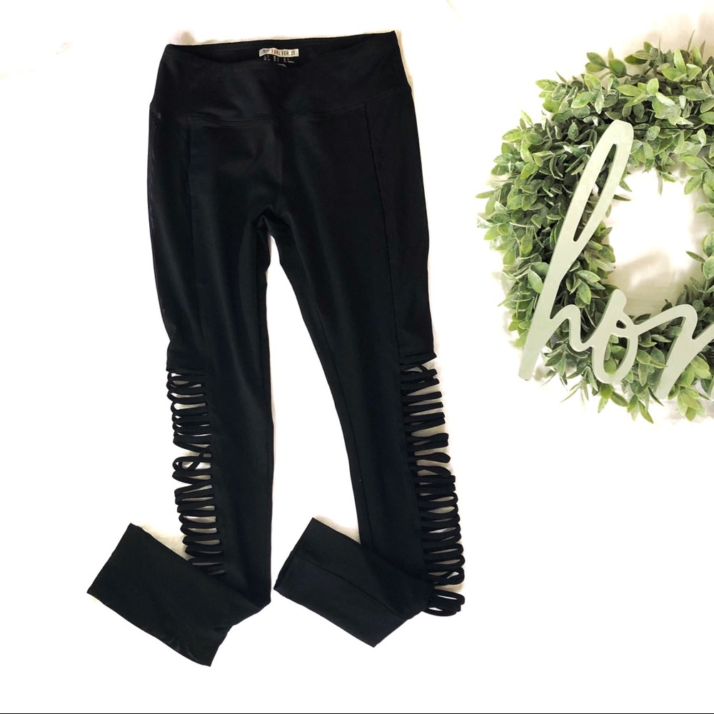 { FOREVER 21 } Black Mesh Cutout Work Out Leggings